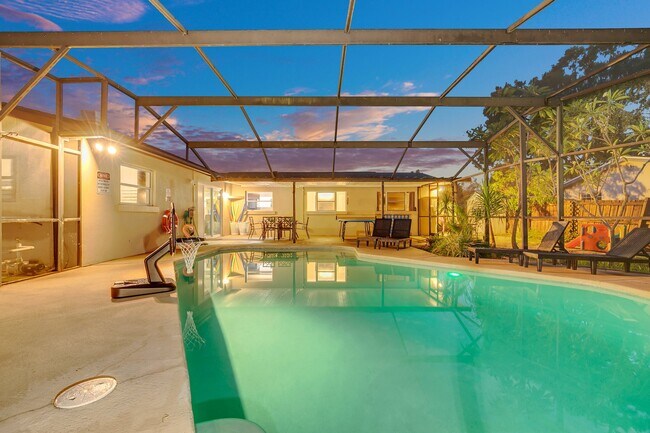 Building Photo - 2445 Keiser Ct
