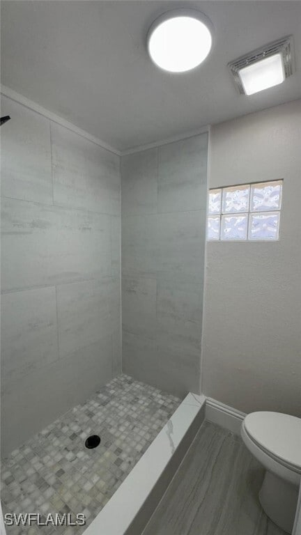 Building Photo - 2393 Staver St