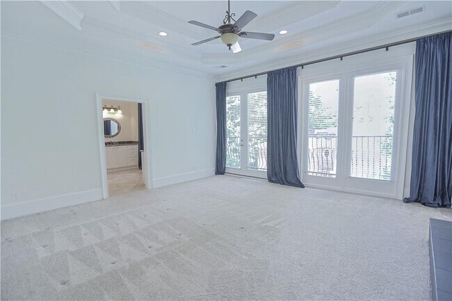 Building Photo - 1296 Lenox Park Blvd NE
