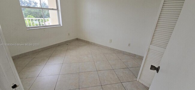 Building Photo - 8260 SW 210th St