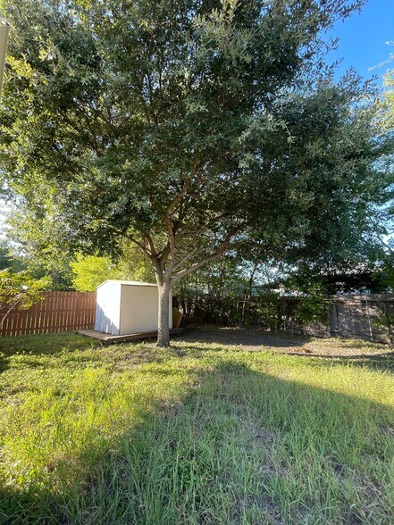 Building Photo - 4915 Fortuna Pl