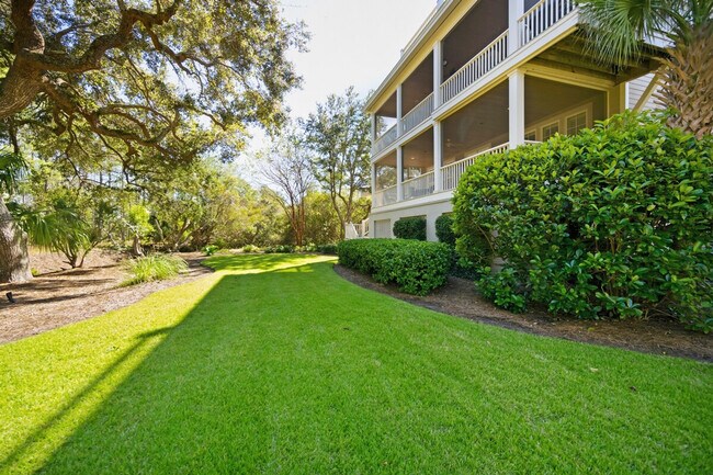 Building Photo - 190 Whiting Ln