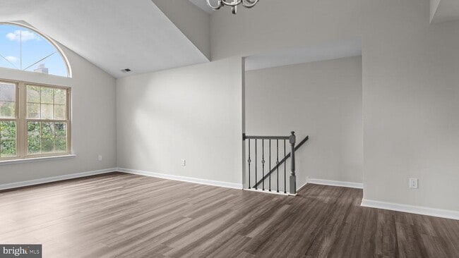 Building Photo - 4008 Waltham Ct