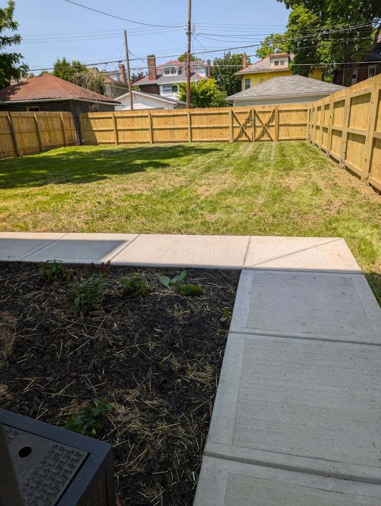 Fenced in yard - 1756 Oak St