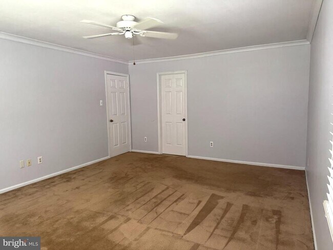 Building Photo - 6603 Tina Ln