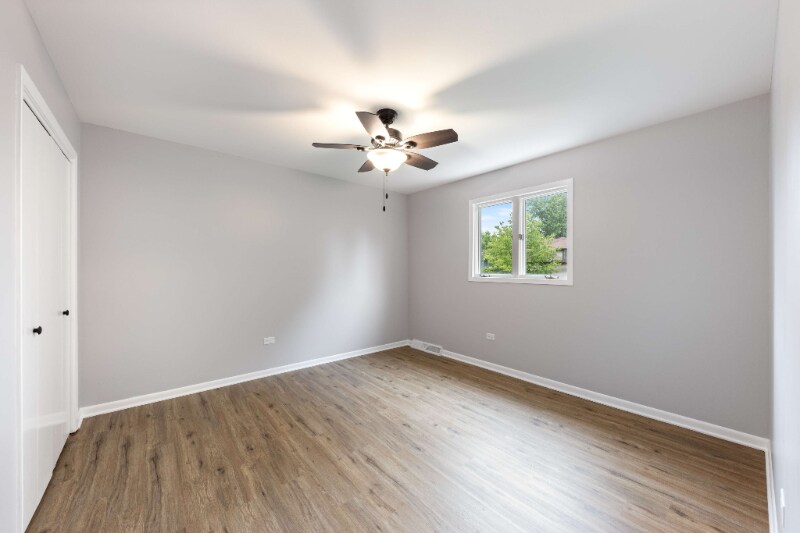 Building Photo - 13723 S Mallard Dr