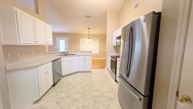 Building Photo - 7448 Chimney Pines Dr