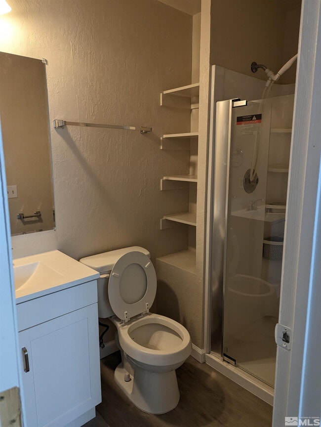 Building Photo - 1484 Lewis St