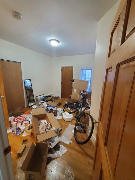 Building Photo - 185 Beacon St