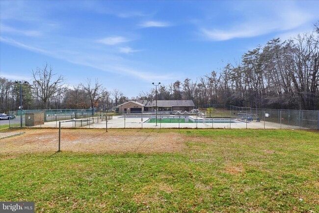 Building Photo - 3454 Tamarack Ct