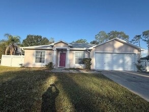 Building Photo - 41 Pershing Ln