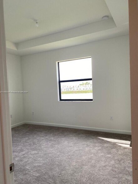 Building Photo - 10133 SW 228th Ter