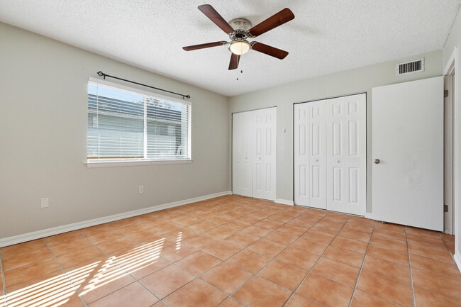 Building Photo - 201 E College Blvd