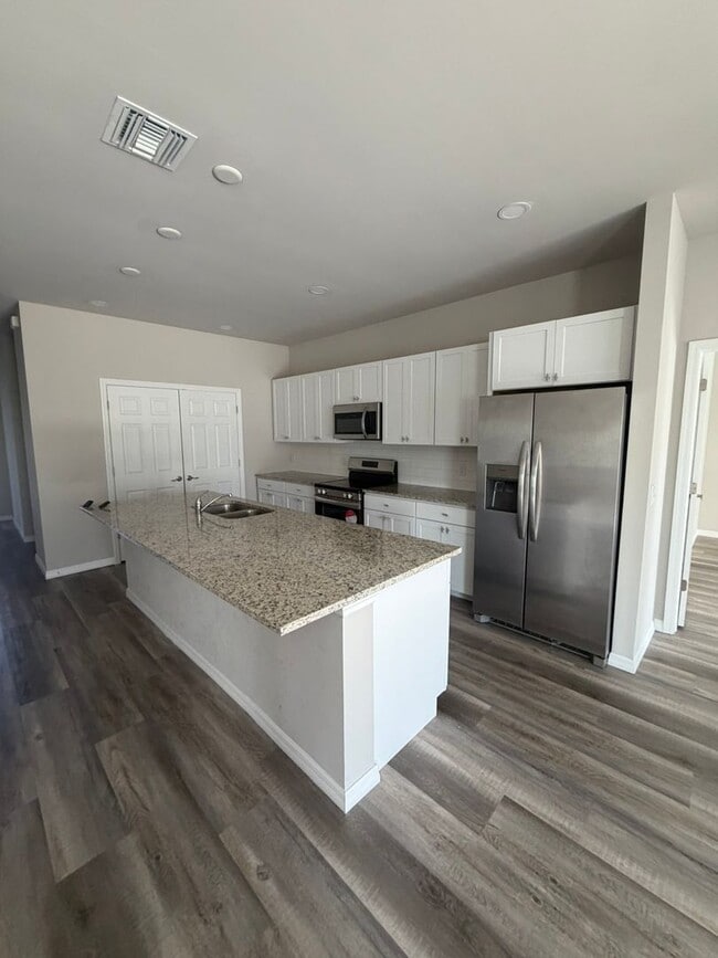 Building Photo - 309 Panorama Ave