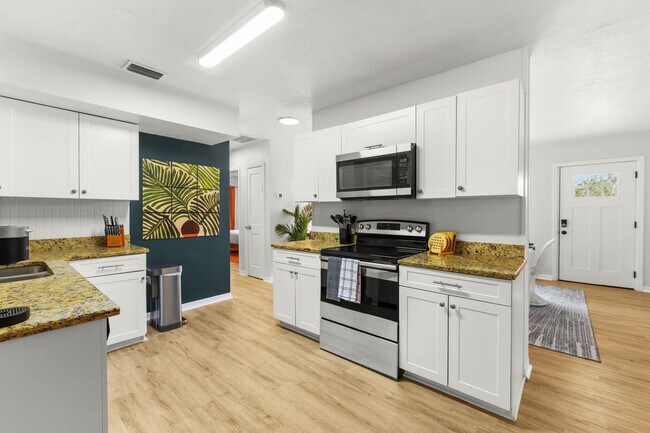 Building Photo - 13448 88th Ave N