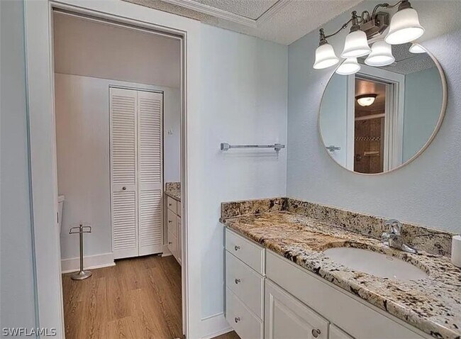 Building Photo - 303 Wexford Terrace