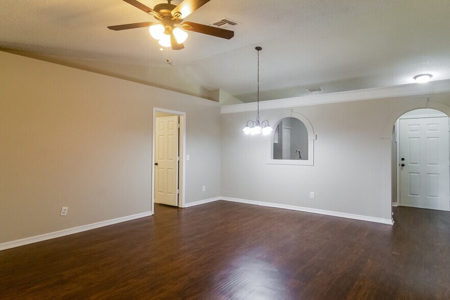 Building Photo - 14508 Lycastle Cir