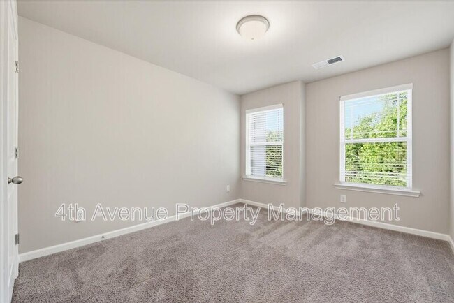 Building Photo - 3403 Abbey Wy