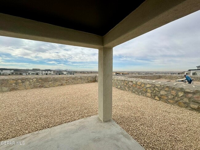 Building Photo - 7500 Enchanted Ridge Dr