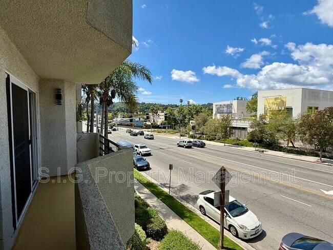 Building Photo - 4500 Laurel Canyon Blvd