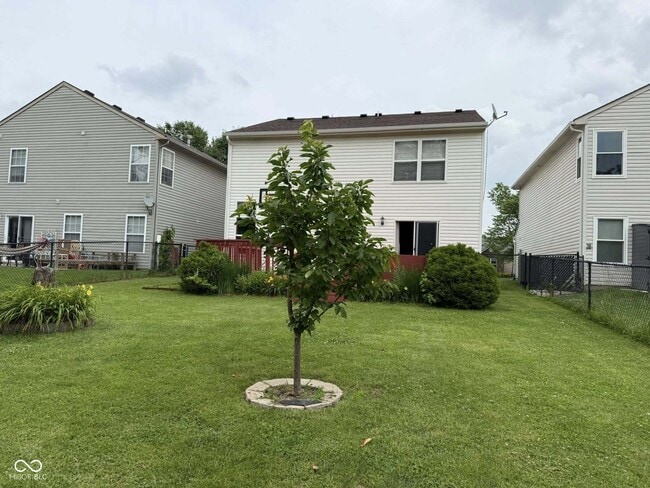 Building Photo - 8108 Maple Stream Ln
