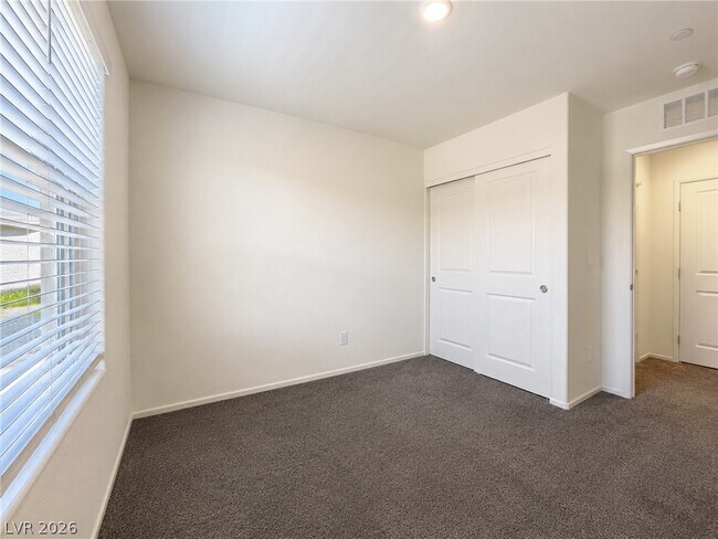 Building Photo - 3730 Celesta Vis Ave