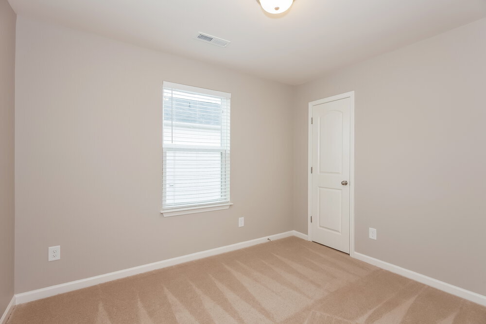 Building Photo - 9009 Sharpes Cir
