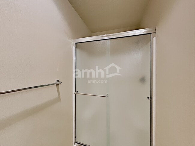 Building Photo - 1956 Lynx Ave SW