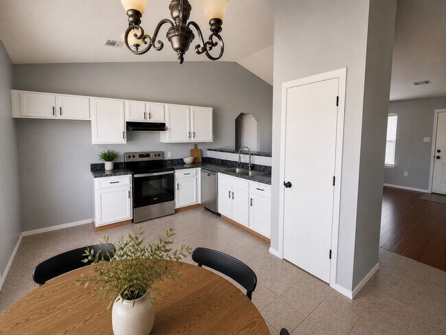 Building Photo - 3 bed 2 bath house in Greenwood, AR
