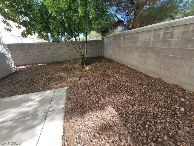 Building Photo - 7817 W Falcon Wing Ave