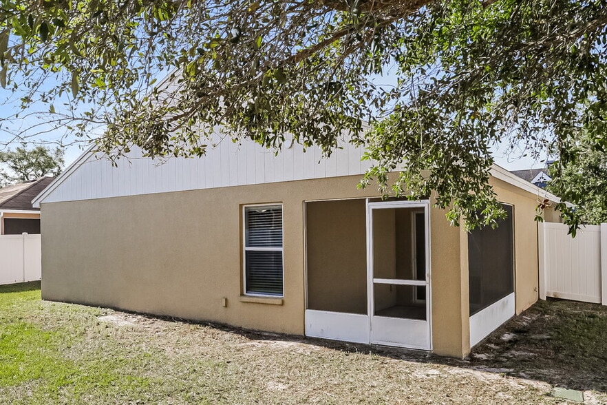 Building Photo - 34835 Redding Ln