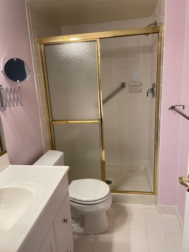 Building Photo - 140 Old Forge Xing