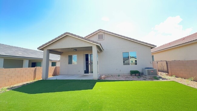 Building Photo - 3BR/2BA/2CG, 1617 sq.ft. rental in Sierra ...