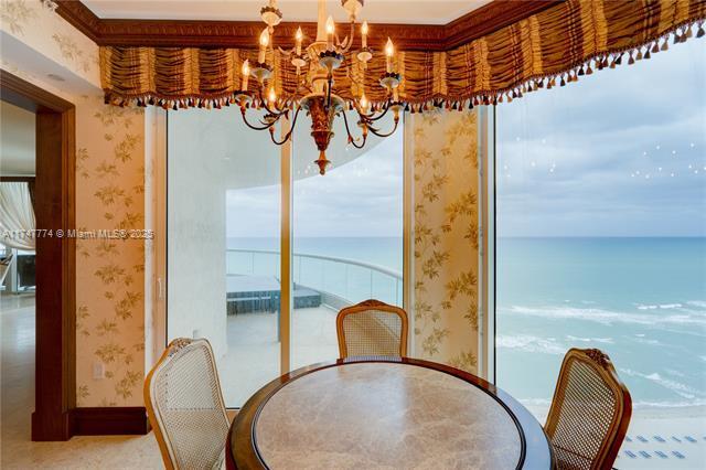 Building Photo - 16047 Collins Ave