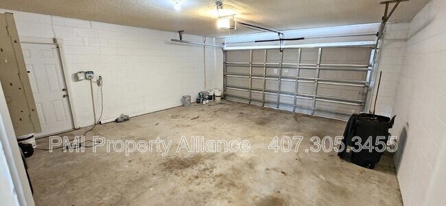 Building Photo - 541 Moccasin Ct