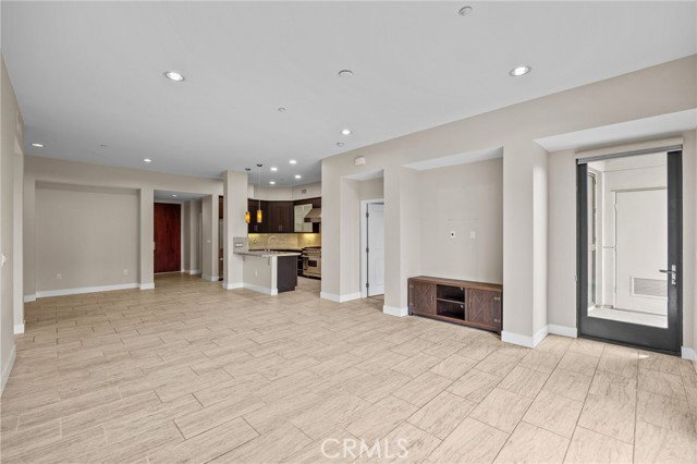 Building Photo - 402 Rockefeller