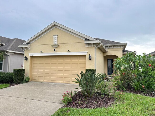 Building Photo - 3302 Sagebrush St