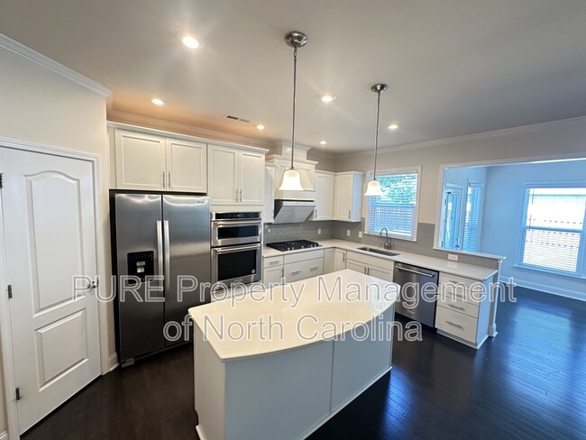 Building Photo - 5302 Tilley Manor Dr