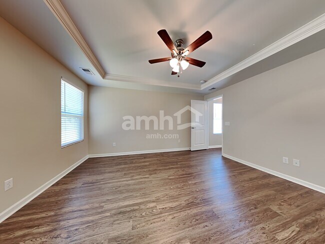 Building Photo - 321 Iveson Rd