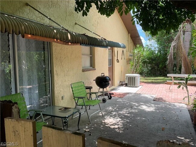 Building Photo - 718 SE 46th Ln