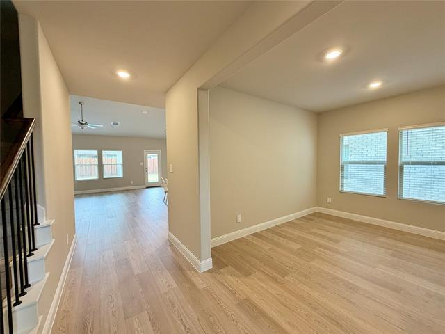 Building Photo - 769 Poppy Ln