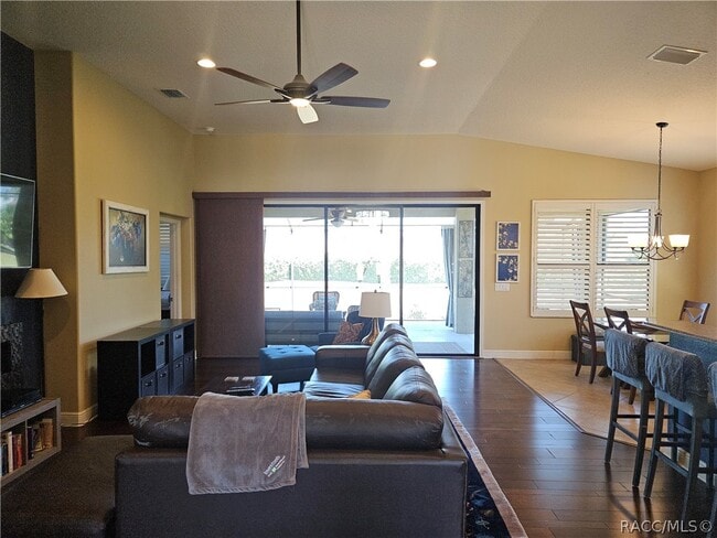 Building Photo - 2353 N Mia Point