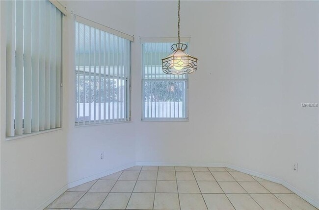 Building Photo - ??????Rent Lowered $ 1,950.00