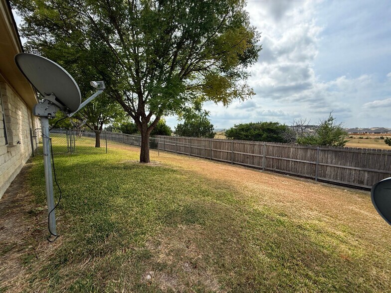 Building Photo - 1300 Powder River Dr