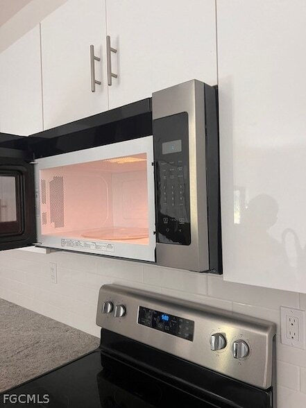 Building Photo - 6006 Joy Ct