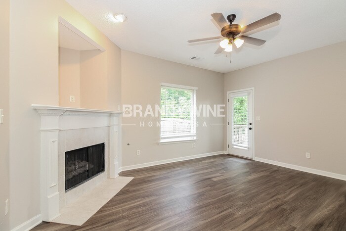 Building Photo - 9238 Lazzini Cove