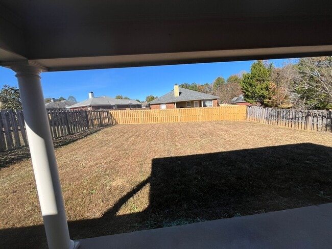 Building Photo - Discover the Perfect Blend of Comfort and ...