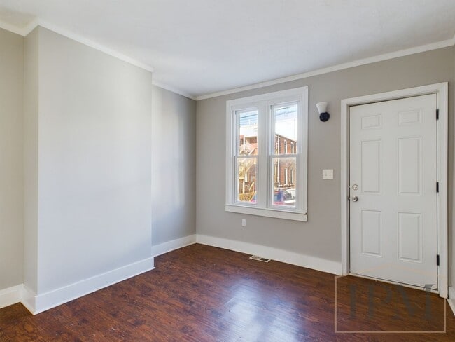 Building Photo - Cozy 2 Bedroom Located in York, PA!