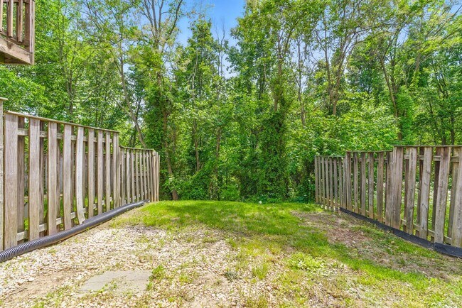Building Photo - 505 Knollwood Ct