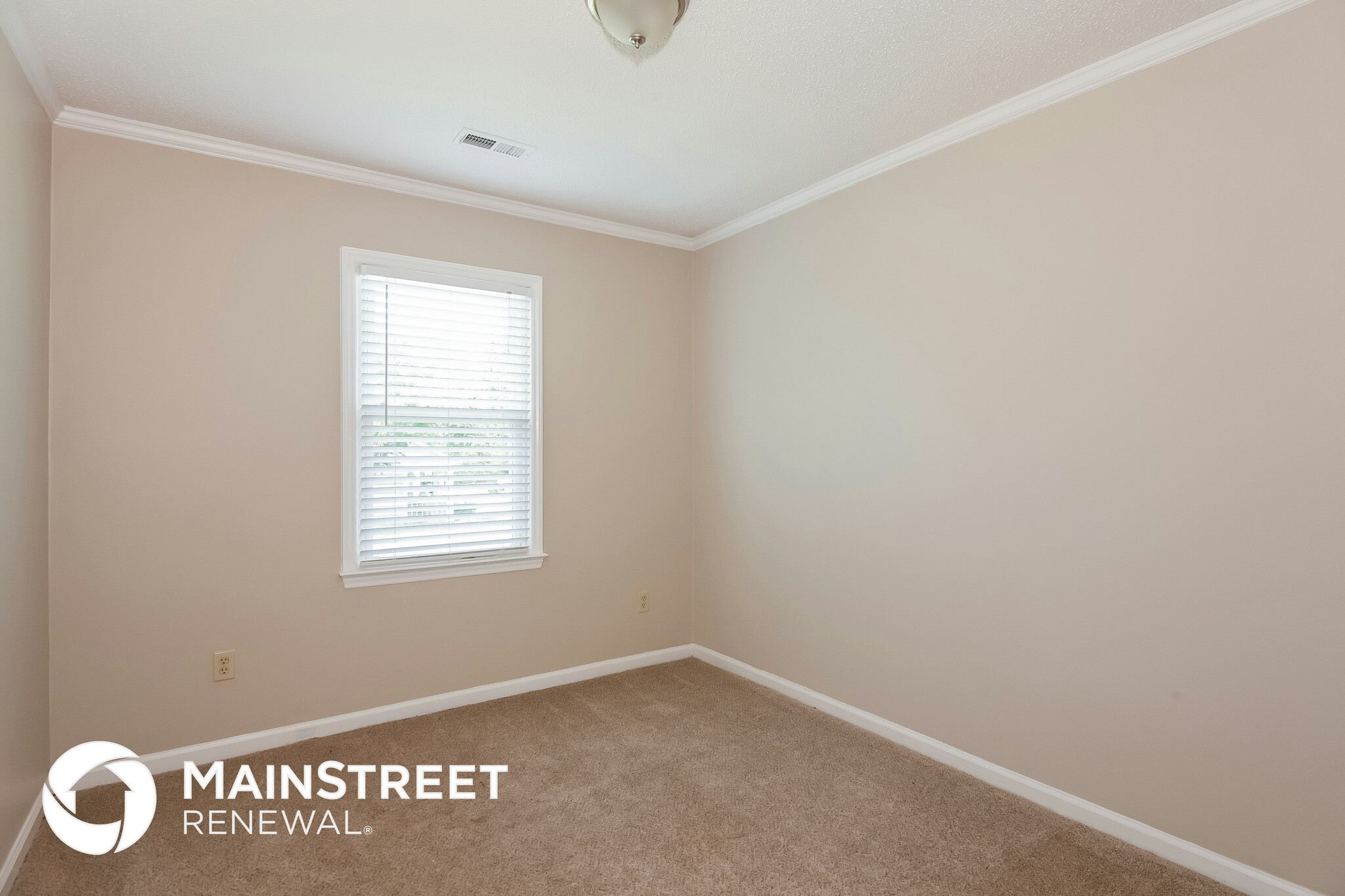 Building Photo - 6200 Sunstone Dr
